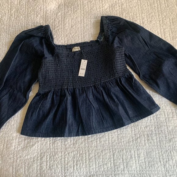 NWT J. Crew Puff-Sleeve Dark Blue Rinse Chambray Denim Smocked Top, size Large - Picture 4 of 8